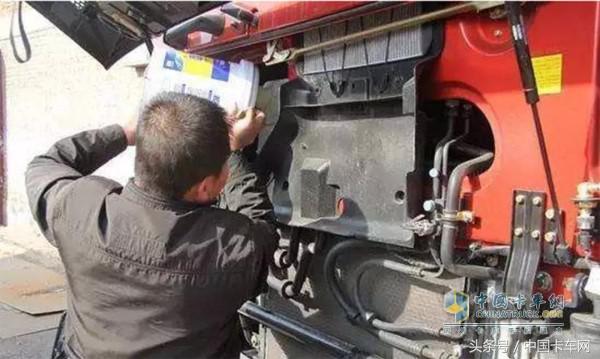 汽车水箱老是反水开锅是什么原因,装载机水箱开锅是什么原因