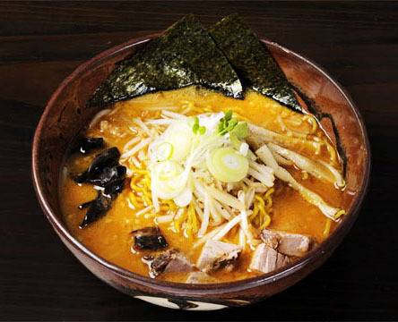 拉面大叔做牛肉面,大叔第一次吃意面