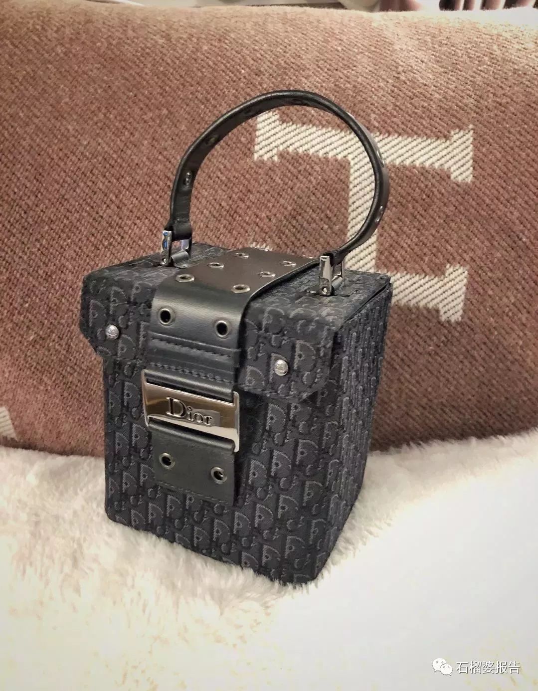 冬季推荐包包大牌,买大牌包包要买最新款吗