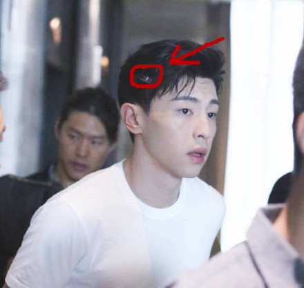 《明星大侦探》第二期录制现场，邓伦鬼鬼都来了，新嘉宾被质疑