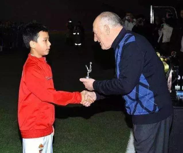 黎腾龙现在怎么样,黎腾龙国奥