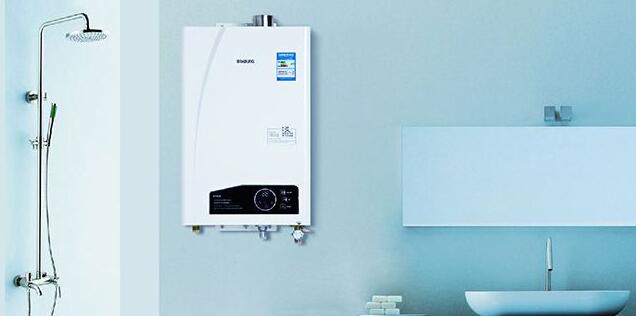 燃气热水器比电热水器有什么优点,燃气热水器和电热水器的区别视频