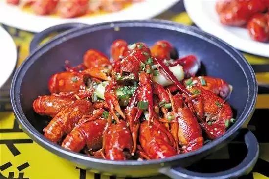 10月新低！广州出发机票仅180块！坐飞机玩转抖音最火网红地