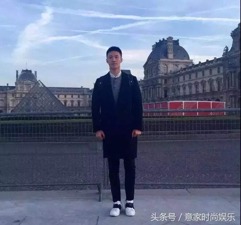 采访别人一身衣服多少钱,采访男生一身穿搭几十万