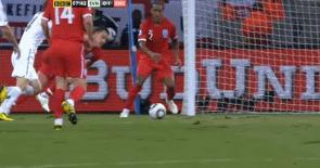 别光记得“友妻门”，也该看看特里如何对待足球和宠溺球迷！