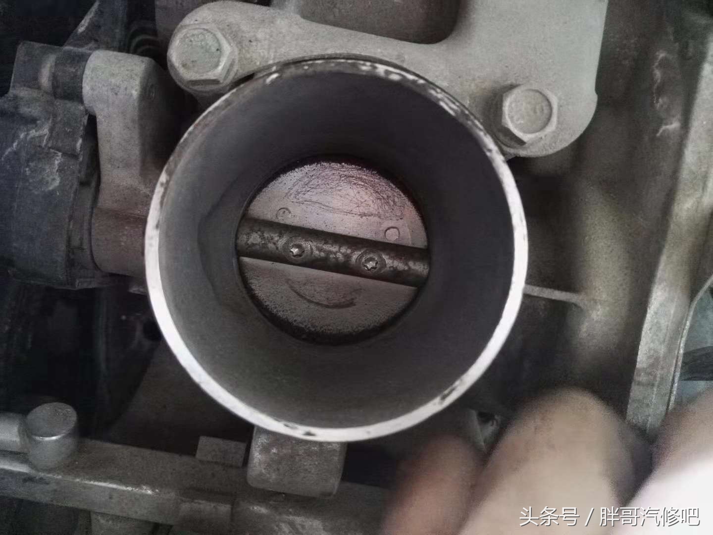 骏捷frv拆火花塞,胖哥二手车埃塞俄比亚