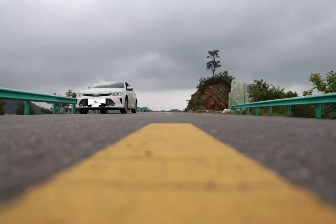 2023款凯美瑞2.0豪华版功能讲解,2023年凯美瑞2.0豪华版功能讲解