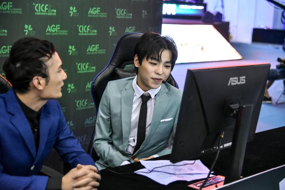 腾讯携华硕MG248QR亮相广州AGF游戏展，超强性能猎杀全场目光