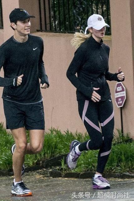 休闲舒适的瑜伽裤越来越受青睐了,最流行的瑜伽裤品牌