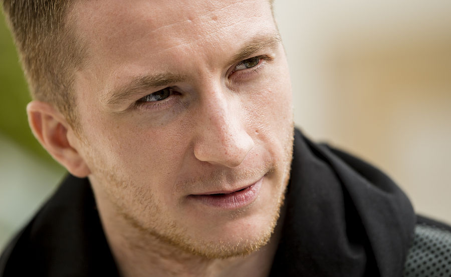 现役足坛最帅十大球星,足坛现役100大球星排名