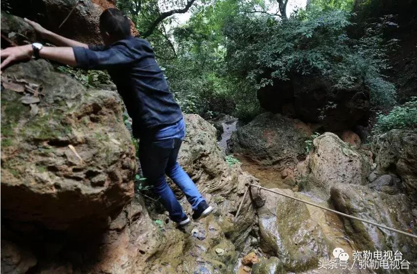 云南红河弥勒瀑布,弥勒滴水滩瀑布