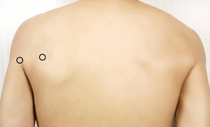 要想气血充足怎样推拿,四个动作疏通经络