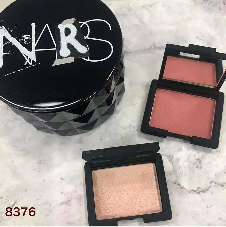 nars和黛珂,nars大白饼和黛珂