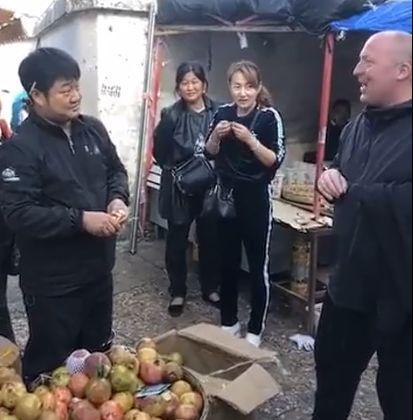 “石榴哥”们的生意经