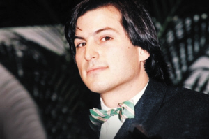 亲情一定血溶于水?乔布斯到死不认生父,原因与他自己无关