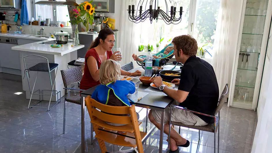 瑞士苹果手机贵不贵,瑞士表有多贵
