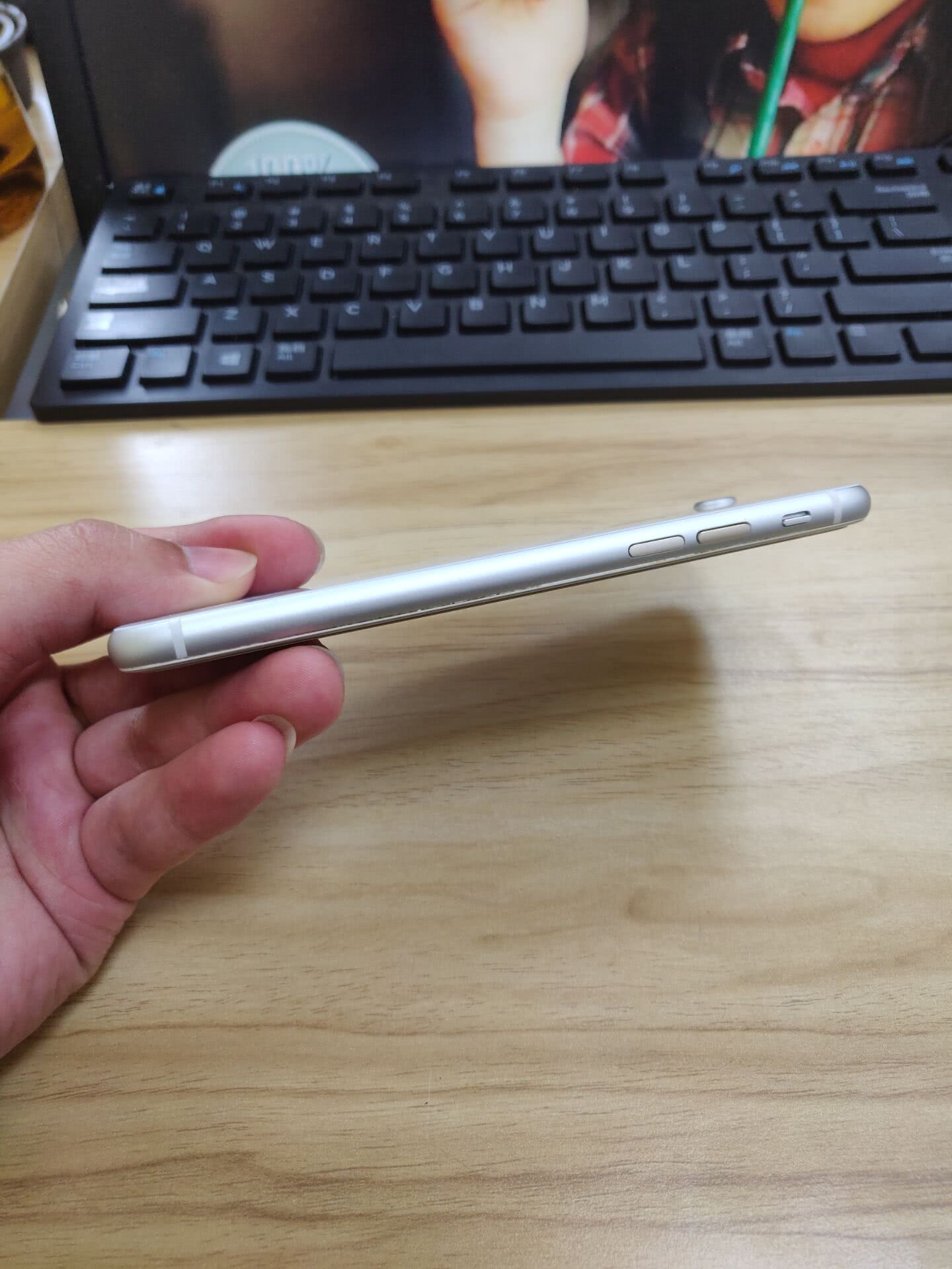 用了6年的手机坏了怎么办,用了6年的手机准备换一台新的