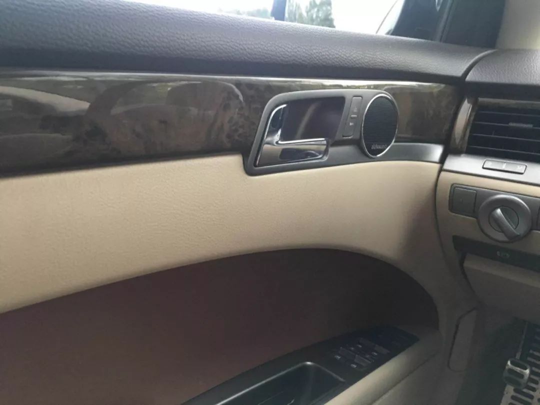 隐形富豪商务车,隐形富豪喜欢开的车