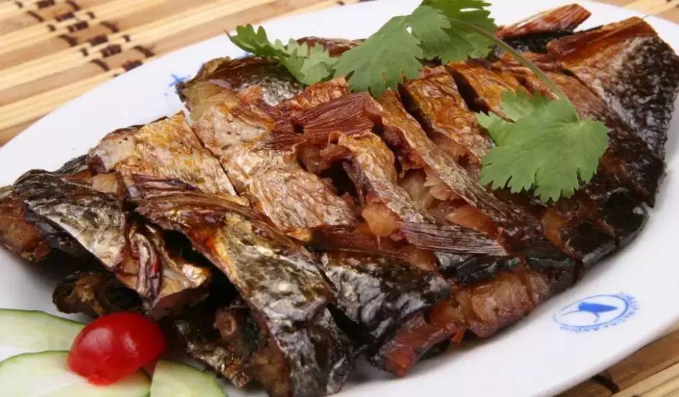 秋冬转凉吃啥?三个丑皮匠带你从上海吃到东南亚,这家烧烤不简单