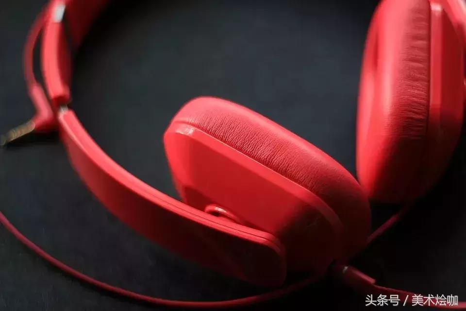 32种调色方案，教你调出梵高画中炽热又神秘的蓝与黄！