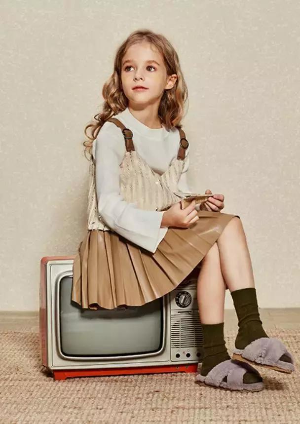 好看的女童秋装套装,新爆款儿童洋气秋装