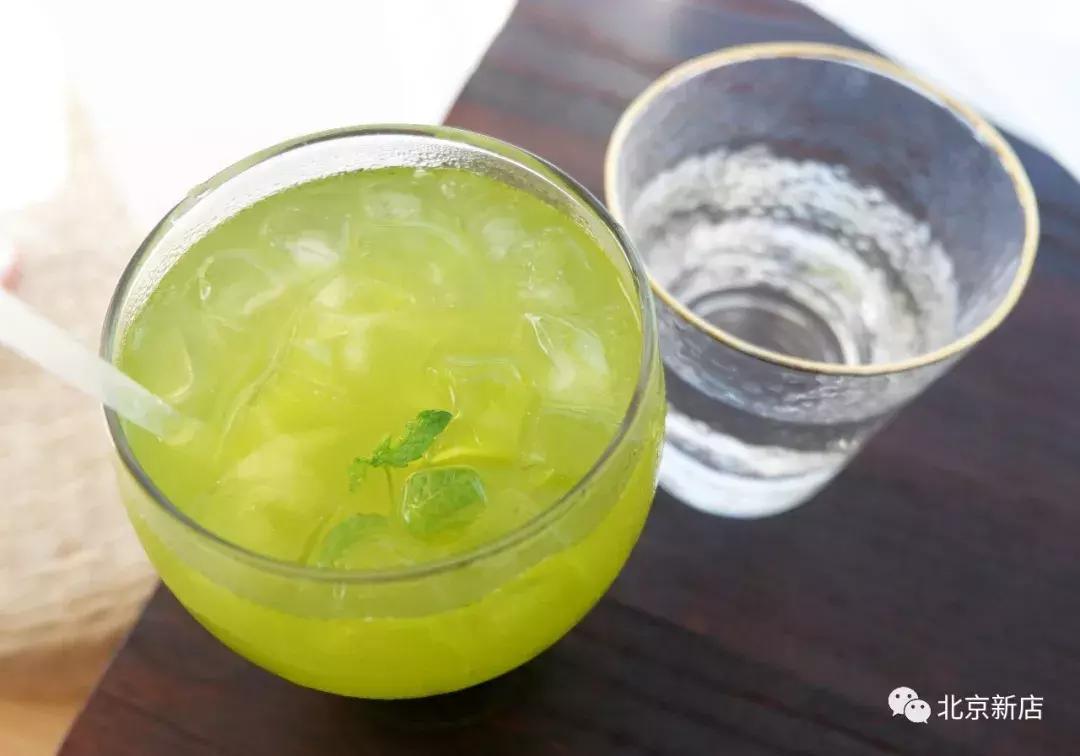 三里屯通盈高空,三里屯高空露台餐吧