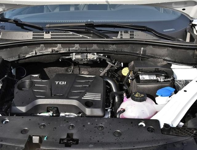 荣威rx5max和荣威rx5emax啥区别,荣威rx5plus和荣威rx5max比较