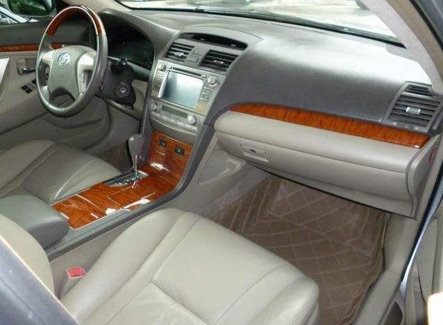 丰田凯美瑞跟帕萨特领驭怎么选,当年的帕萨特领驭和凯美瑞