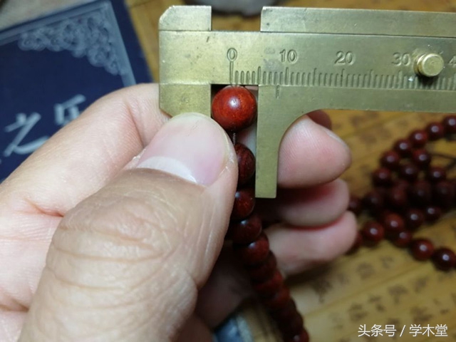 小叶紫檀手串108颗的珠子多大的好,小叶紫檀108颗手串怎么辨真假