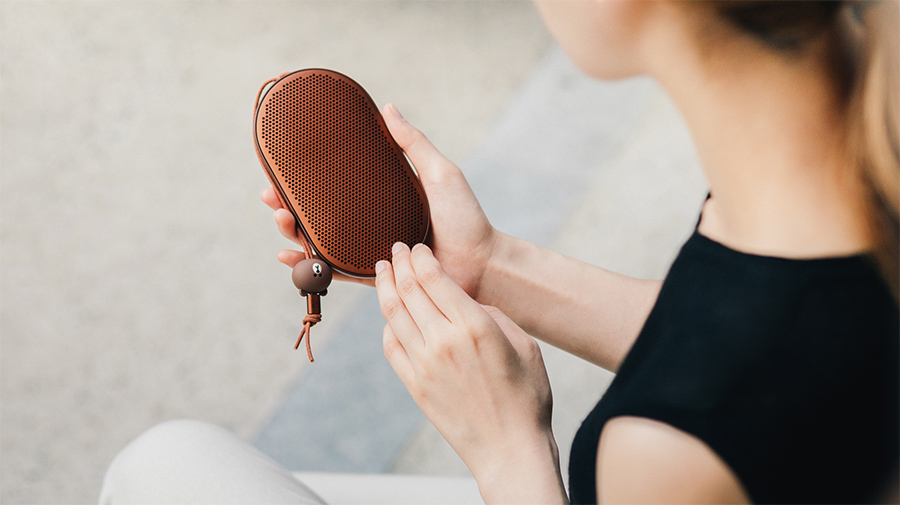 line鑱斿悕钃濈墮鑰虫満,line钃濈墮闊崇