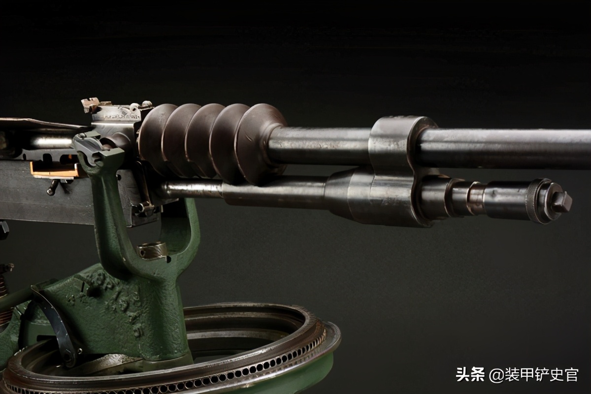 维克斯马克沁1912气冷式重机枪,被马克沁机枪和大炮取代的年代
