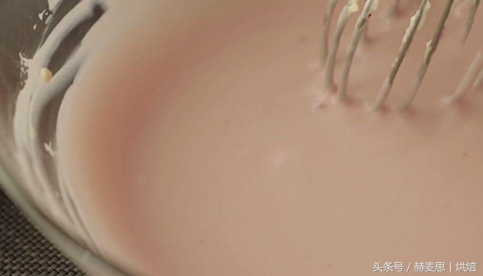 红丝绒咸奶油芝士蛋糕,漂亮又美味的红丝绒芝士蛋糕