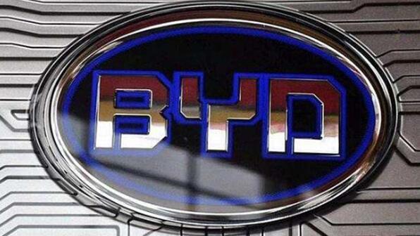 吉利车和长城车哪个更性价比高,国产车吉利和长城哪个好