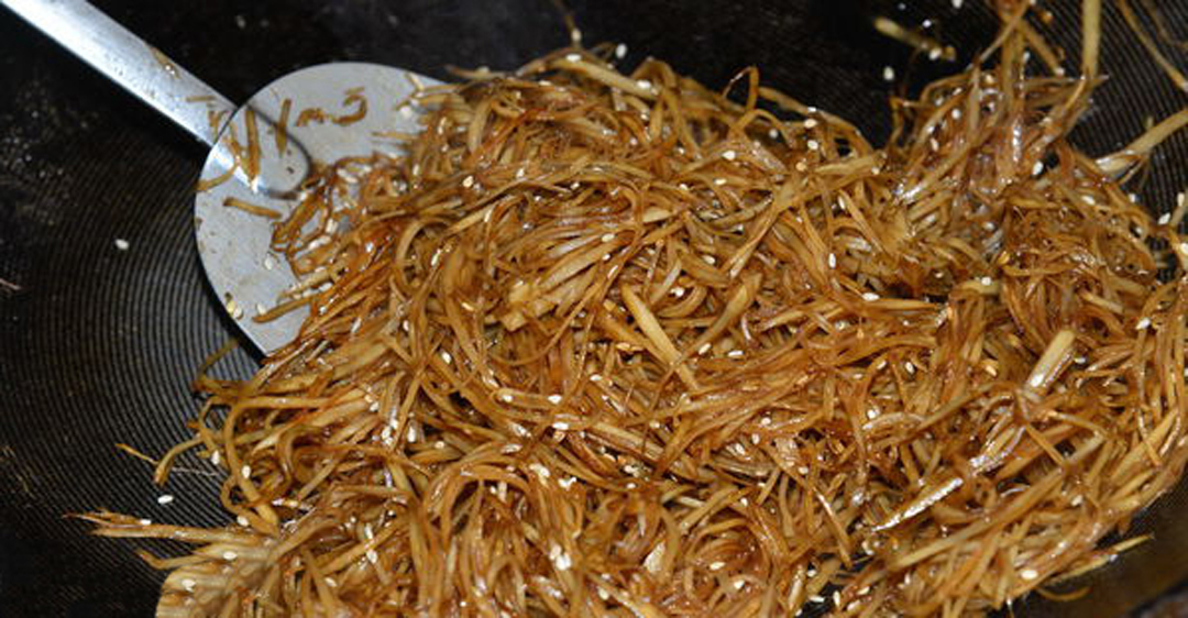 天冷了此菜再贵也要吃比大虾还补,天冷了吃了这个下饭菜让你暖起来