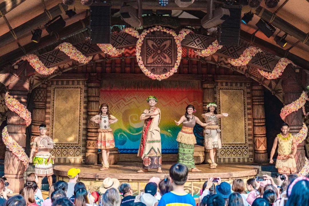 小小布历险记,香港迪士尼小小世界游记