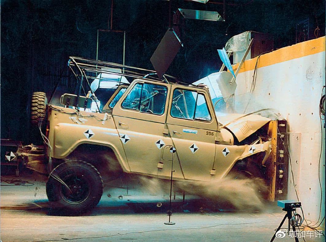 北汽212最新款2023沉浸式体验,北汽制造新款bj212实车曝光