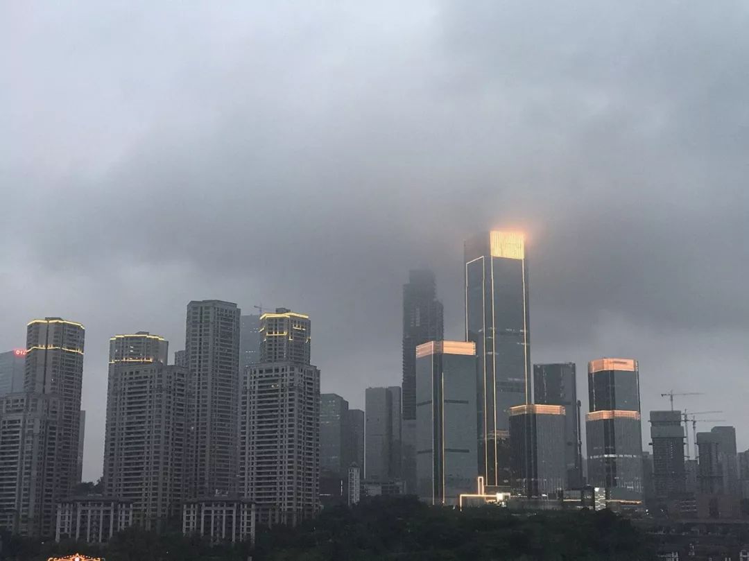 现在iphonexsmax还值得买吗,iphonexsmax还值得买吗