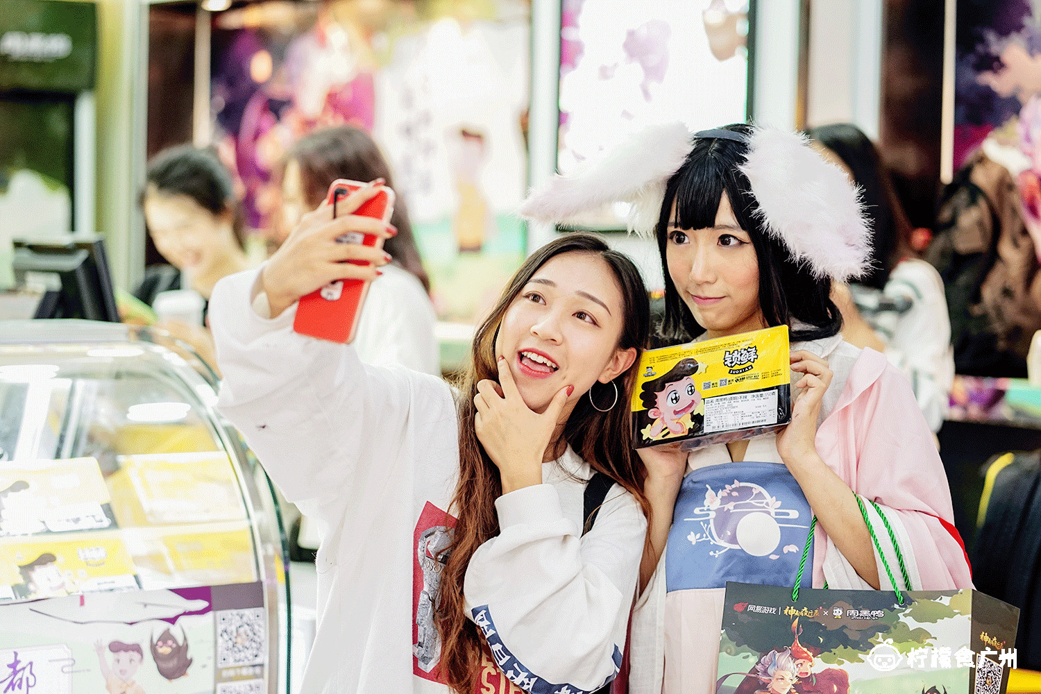 周黑鸭最近视频,周黑鸭最近的视频