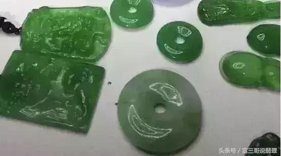 直播卖翡翠付了款被拉黑,直播卖翡翠故意要卖却不卖