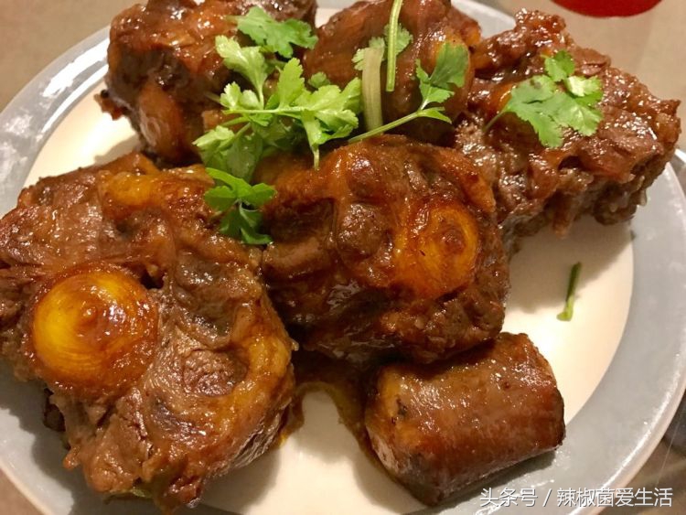 澳洲妈妈吃中国美食,一个妈妈在澳洲给孩子做饭