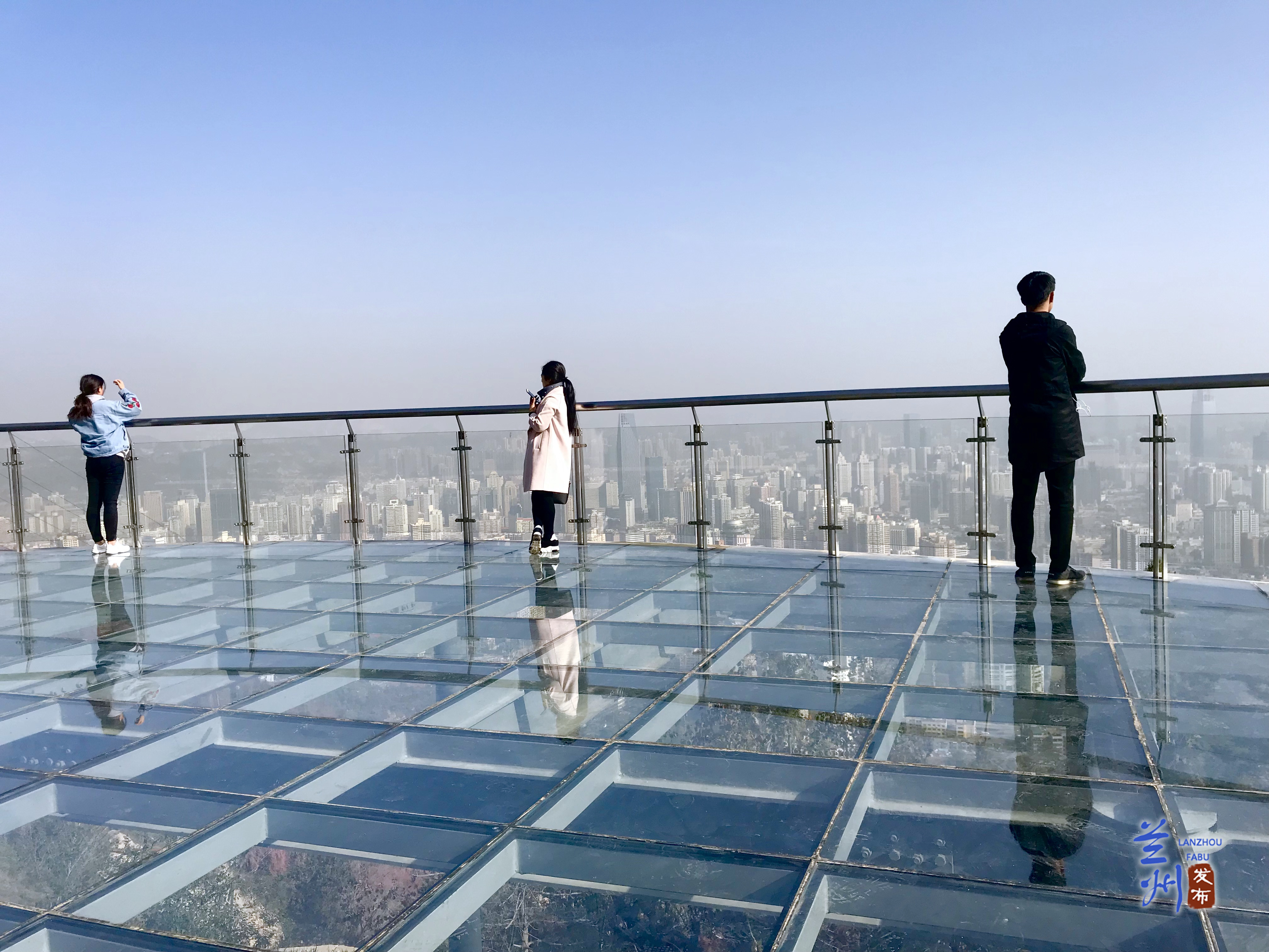 兰山最佳观景台,兰山公园玻璃观景台怎么去