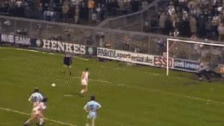 没点演技都不敢踢足球,点球全靠演技