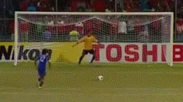 没点演技都不敢踢足球,点球全靠演技