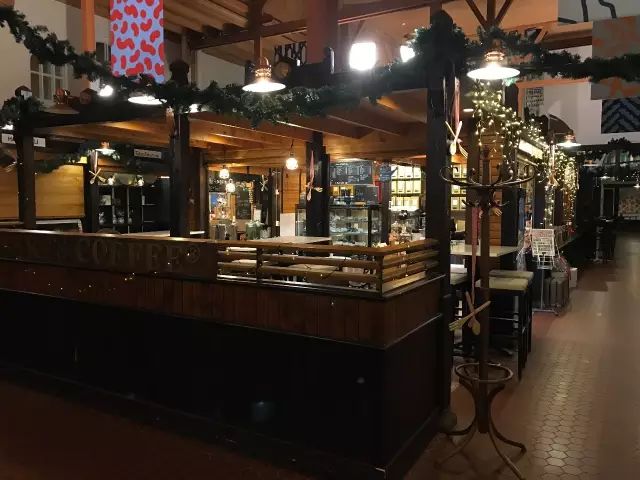 如何在芬兰摆摊赚欧元-自由公路芬兰站之赫尔辛基跨年