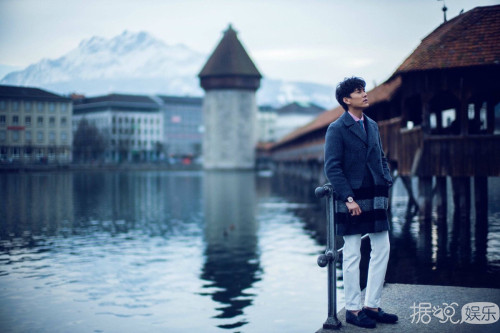 靳东卖弄文化被打脸，真是大写的尴尬