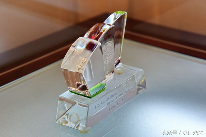 首次展出国外友城赠送给武汉市的礼品琳琅满目赶快去看看！