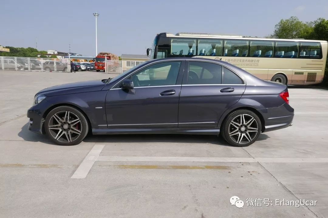 w204奔驰c300coupe,奔驰w204c200旅行版
