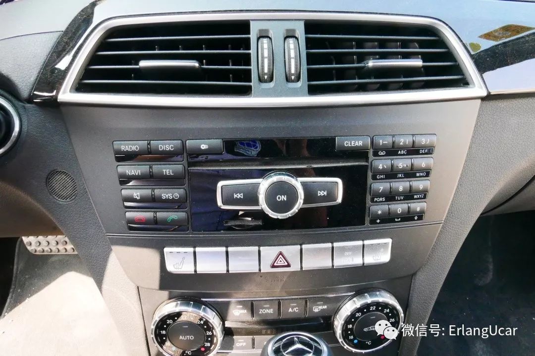 w204奔驰c300coupe,奔驰w204c200旅行版