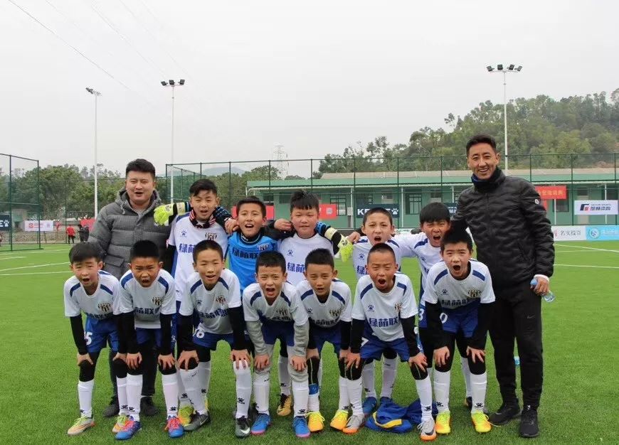 从公园的土操场到代表国家队,我只用了2年