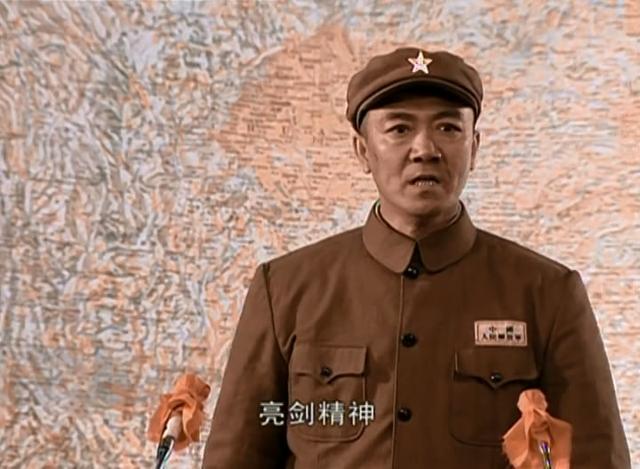 亮剑楚云飞358团是谁,亮剑中的楚云飞与五万头猪